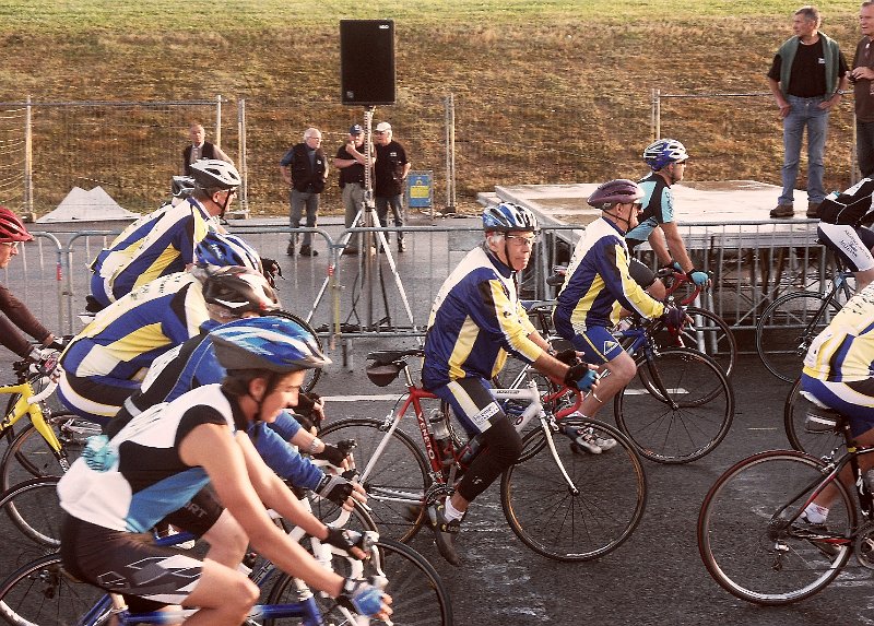 2011-08-26 08 Rando Plouay Depart des Cyclotouristes.jpg